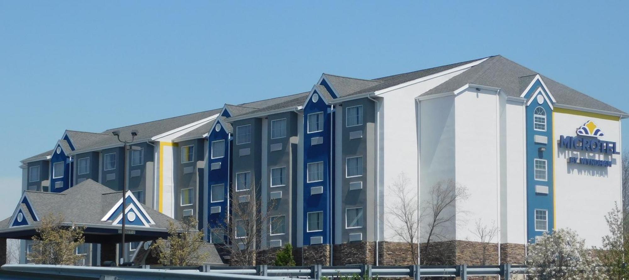 Microtel Inn & Suites By Wyndham Wheeling At The Highlands Triadelphia Dış mekan fotoğraf